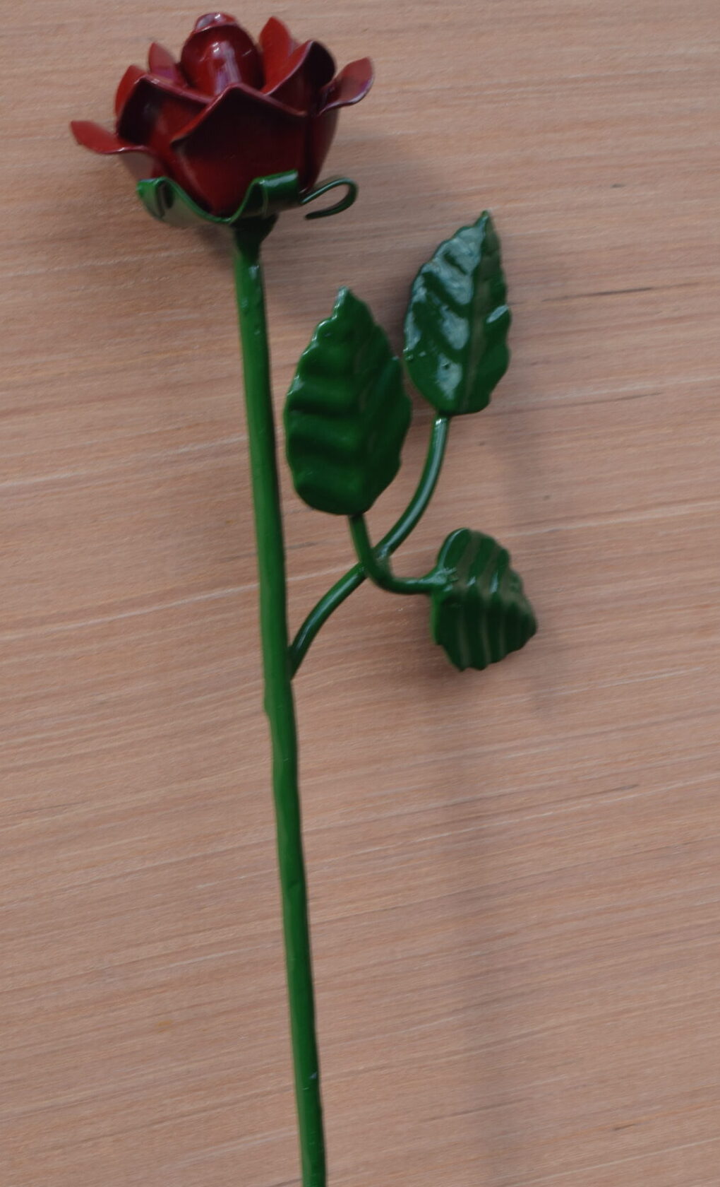 Handcrafted yellow metal daffodil flower sculpture by NK Creations, made in Stillington, North Yorkshire